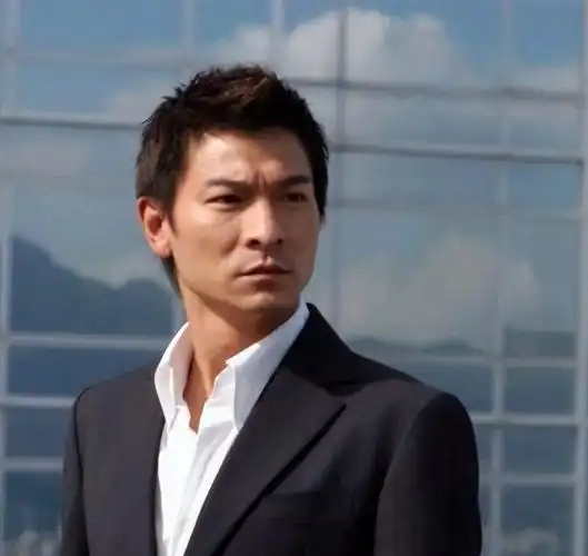 刘德华成名前,发哥一句"你算个什么东西",让华仔感激了40年