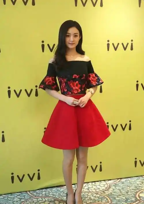 美女赵丽颖的时尚穿搭,也有补刀之处,有趣!|短裙|衬衫_网易订阅