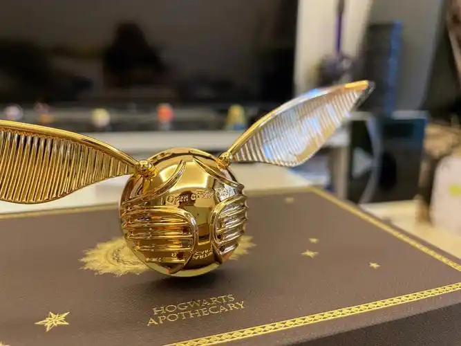 野兽派金色飞贼车载香薰