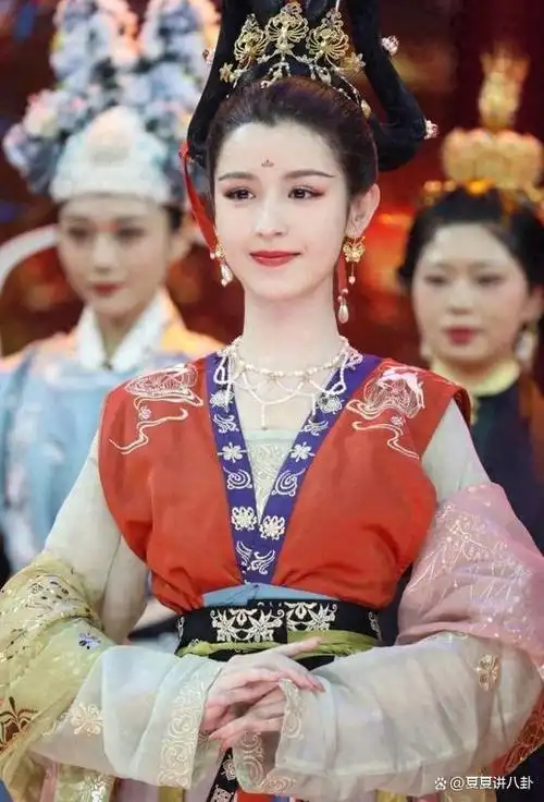 来自少数民族的21位女星都是颜值天花板哪一位最让你眼前一亮