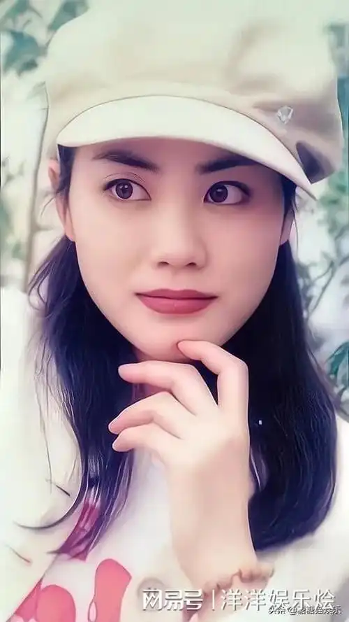 20岁王菲真水灵啊