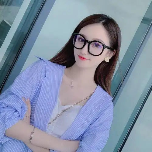 清晰美女头像图片网红自拍个人照稀有的