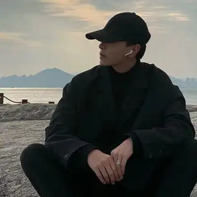 精致干净真人上半身最新男生头像 高级ins风简约微信男头2022_男生