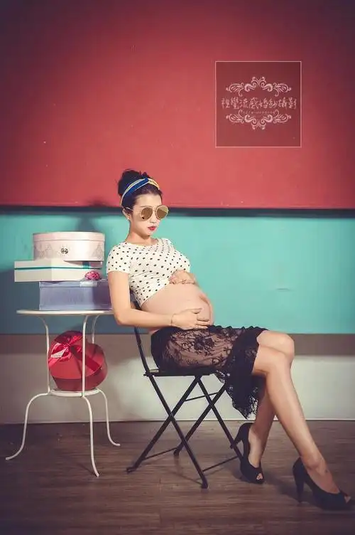 孕妇孕期写真|巷子内摄影棚|时尚温馨性感