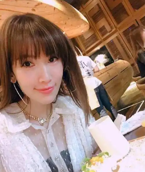 陈若仪谈婆婆流泪:她一直打压我,说我龅牙不好看,配不上她儿子