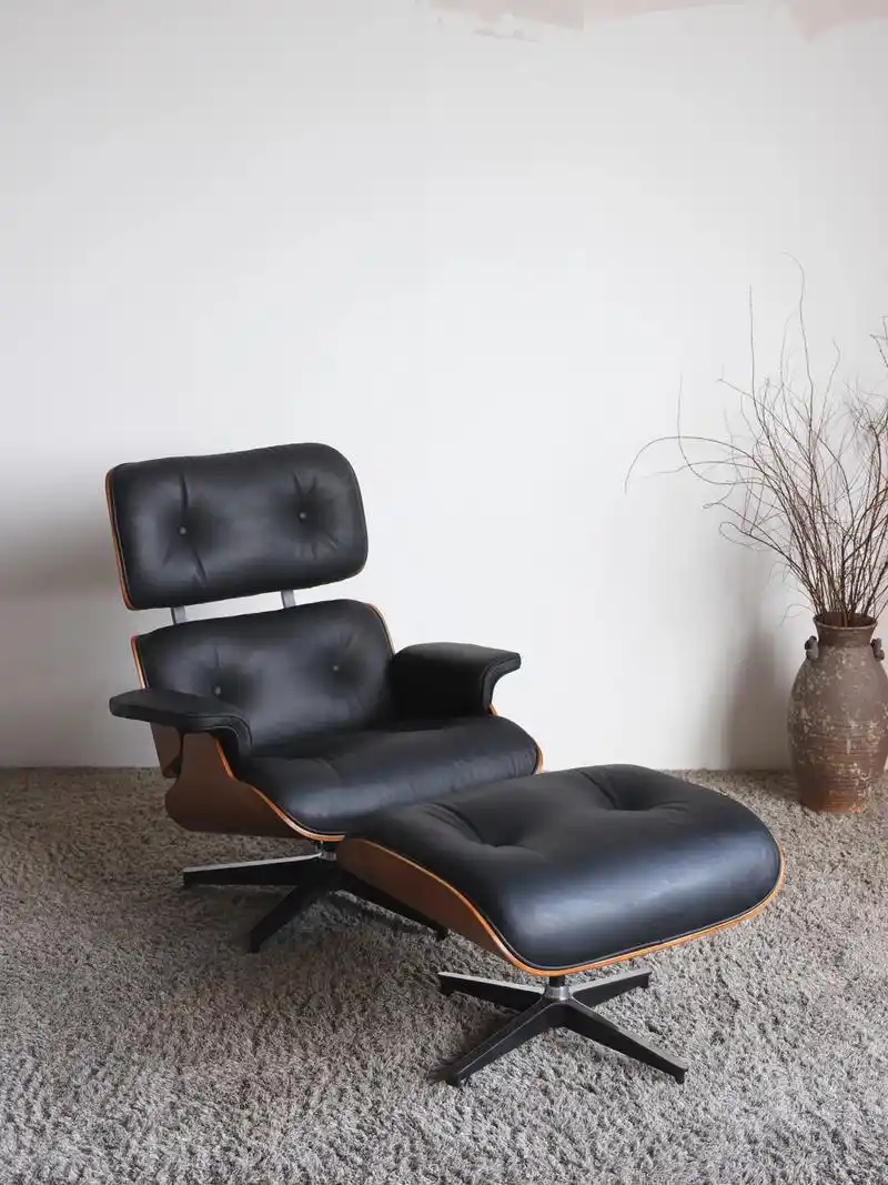 买了就不会后悔的"老板"沙发椅!伊姆斯躺椅,椅子界中的"爱 - 抖音