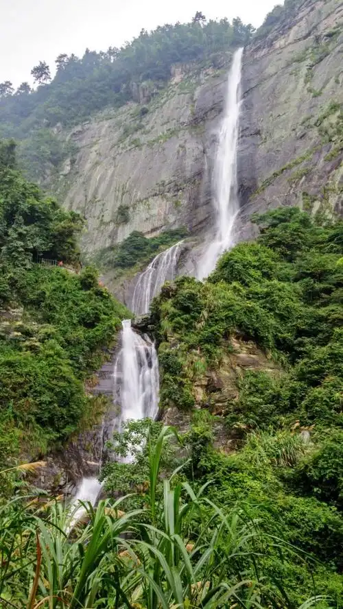 庐山秀峰景区介绍(庐山秀峰景区介绍视频)