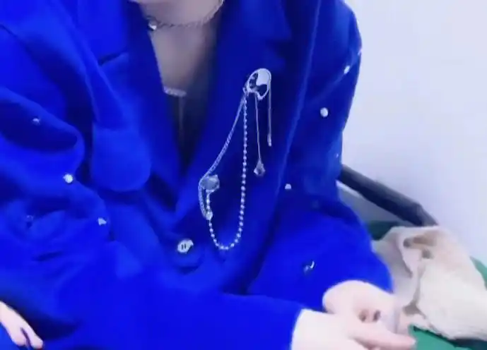 真空西装  #严浩翔真空西装  #严浩翔  #时代少年团严浩翔