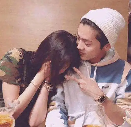 这些明星们好事将近了陈乔恩年底疑似将与他完婚