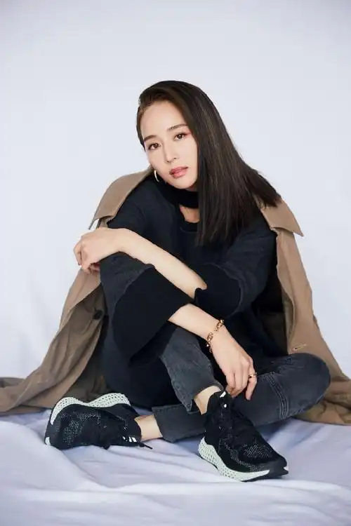 张钧甯清秀时尚写真图片 - tt98图片网