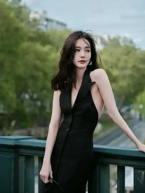 遇见--女神:迷人魅力不可挡,李一桐惊艳写真