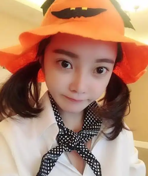 虎牙动态 正文   年度之后yy电母主播崔阿扎突然宣布停播,其原因是