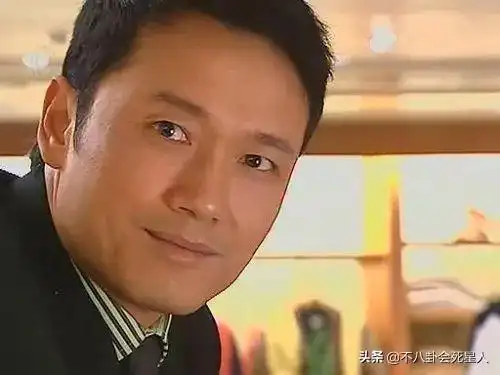 年过六旬的15位香港老牌男神,有的疾病缠身,有的看似30岁