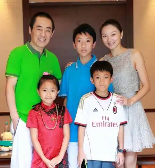 把女儿带进圈,如今又在《满江红》强捧大儿子_网友_陈凯歌_孩子