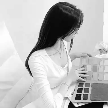 黑白高冷成熟御姐头像图片111张_女生头像_头像屋