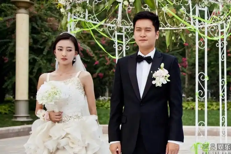 爱的多米诺今日结局于和伟抢婚王丽坤