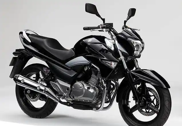 和铃木dl250都是属于豪爵铃木旗下的两款小排量跨骑车,其中gw属于街车