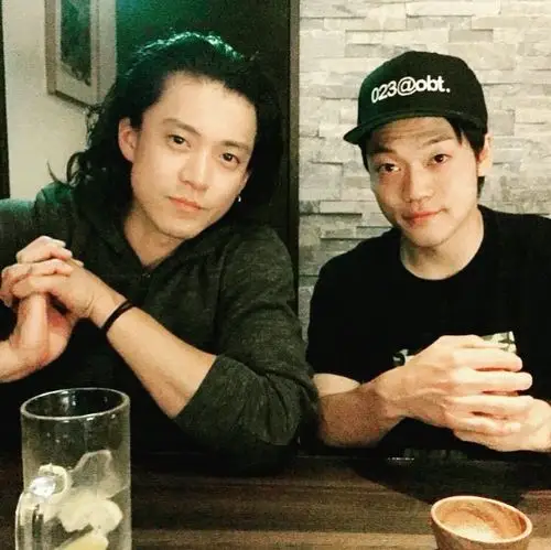 谐星尾畑老兄过生日收获好友小栗旬祝福