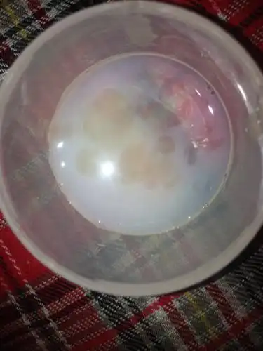 刚射出来精子是这样的,有黄色胶状物,怎么