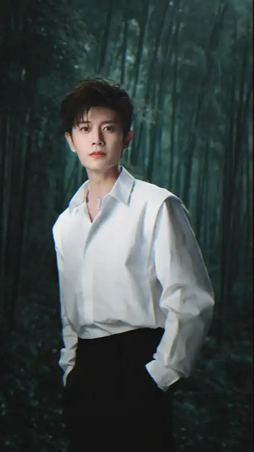 任嘉伦嗨放派##etro全球品牌代言人任嘉伦##tasaki中国区品牌代言人