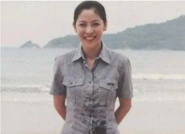 "向太"陈岚的豪放上位史:18岁被卖进舞厅,21岁牵手向华强