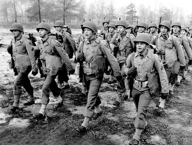 二战美军都穿什么军服打仗看完文章你就知道了