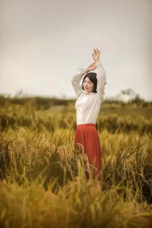 中年女士拍摄户外人像照8个技巧端庄大气自然好看