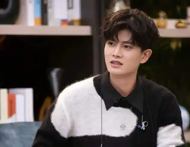 夺景甜初吻,被叫另一个鹿晗,从运动员到演员,任嘉伦经历了什么