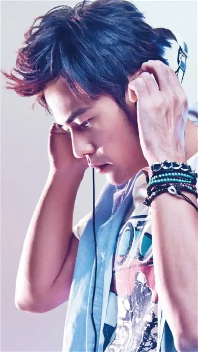 华语流行男歌手jay周杰伦手机高清壁纸下载