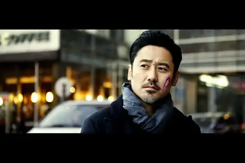 吴秀波多元素演绎《律师》 幽默成熟很讨喜