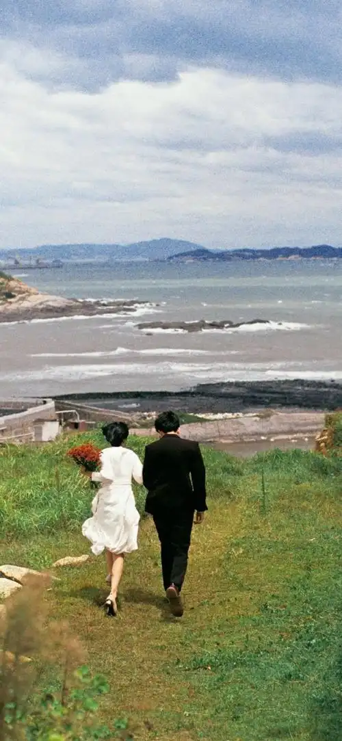 当你老了,回顾一生,就会发觉:什么时候出国读书