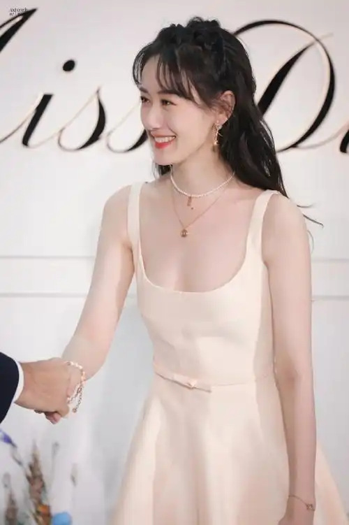 袁冰妍三亚活动图##袁冰妍活动饭拍图