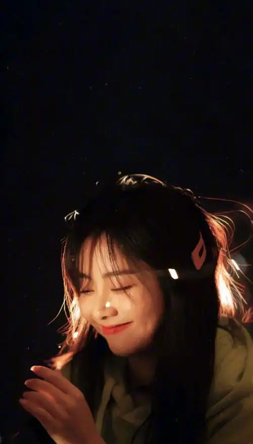 明星精美壁纸|谭松韵