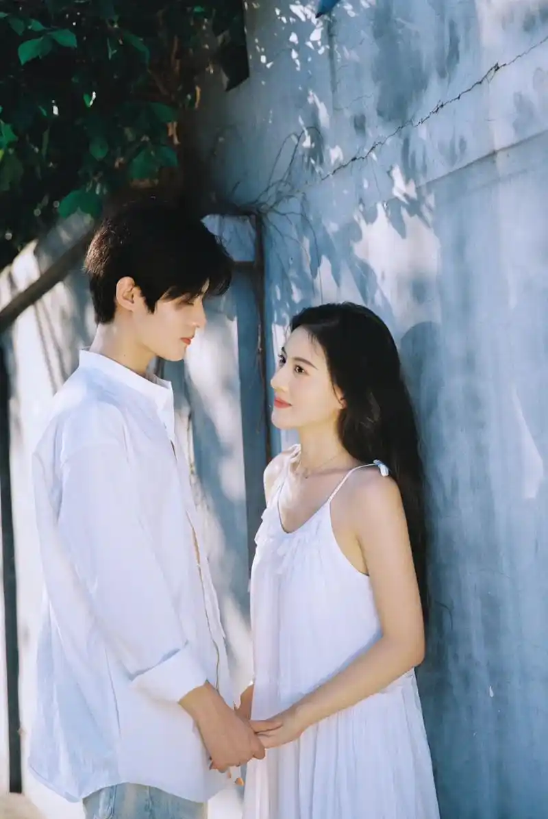 你不觉得你有点像张铭恩吗[呲牙][呲牙][呲牙] 2月前·山东 2 分享