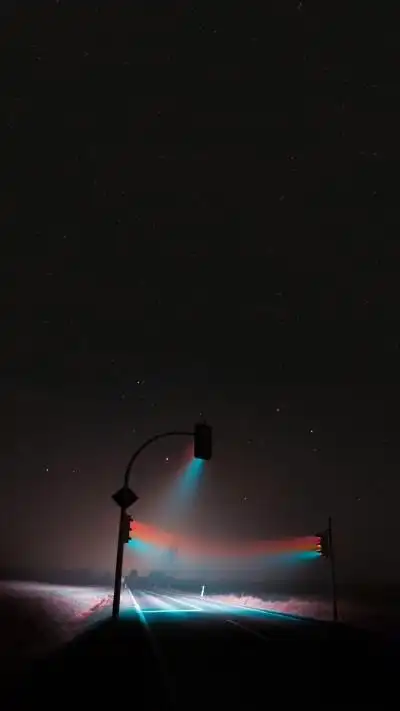 黑色背景图社会