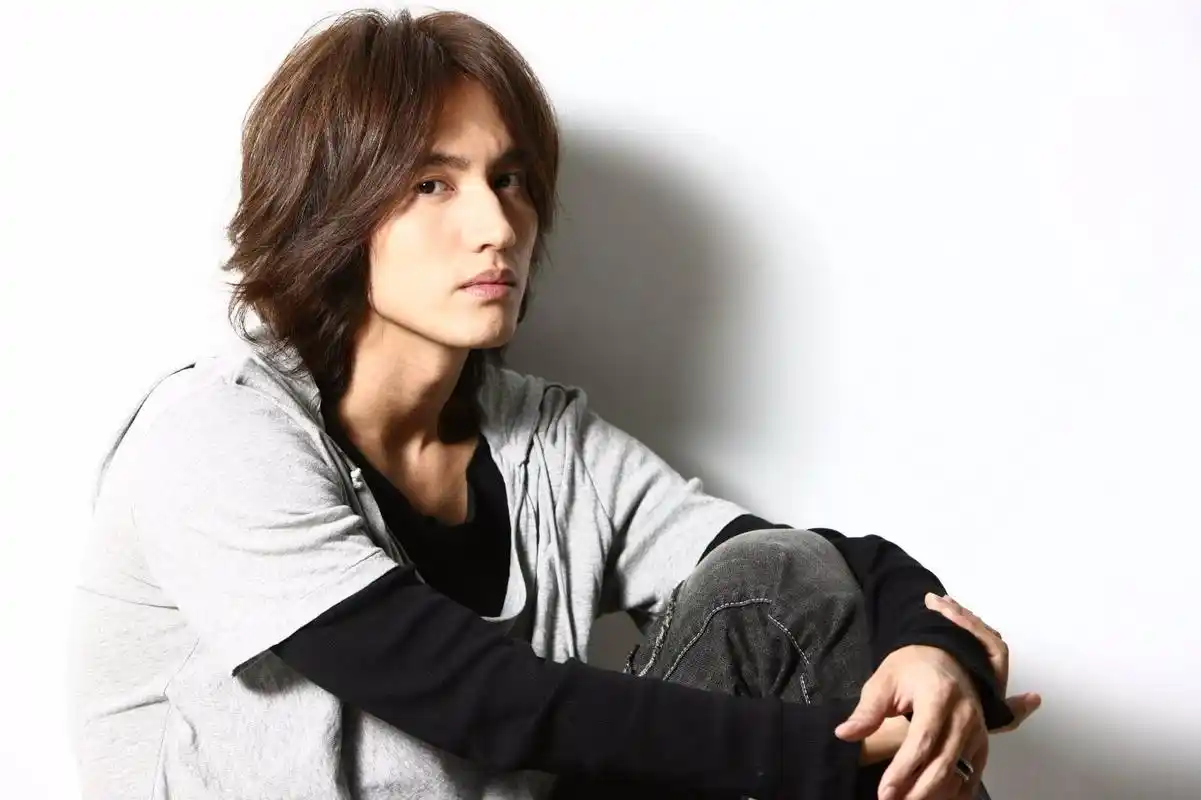 言承旭主动爆料有女友林志玲尴尬回应好像不是我