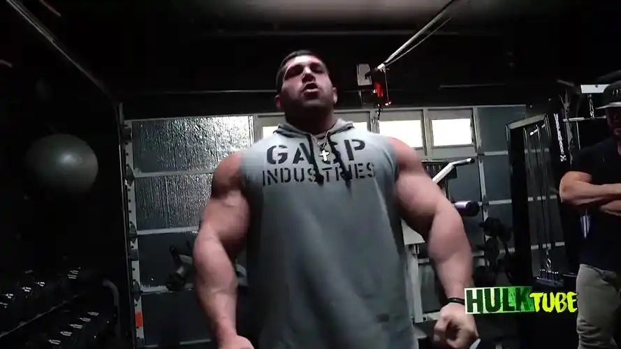 美国健美精英dereklunsford的备战奥赛精神氮泵