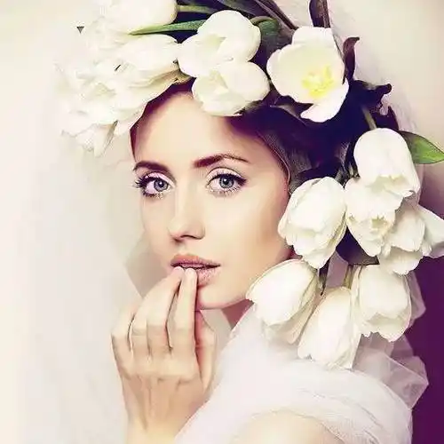 一组春光乍泄的头像,男士勿入