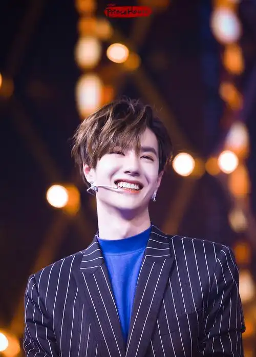 有王一博可爱图片(头像)吗? - 知乎