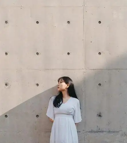 外出拍照拍照达人推荐9个拍照姿势摆拍好看大片