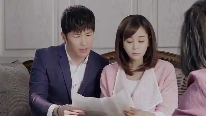 拥抱幸福:豪气女夸下海口,说能让美女官复原职