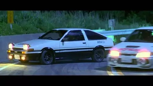 自己也可以像藤原拓海那样创造秋名山神话,especially如果有一天