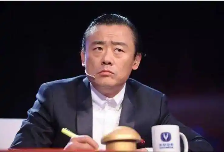 女孩》这部电影迅速蹿红的当红小生,在当时,李易峰,吴亦凡都要靠边站