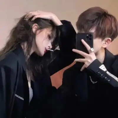 情侣头像气质高冷图片掉入爱情海