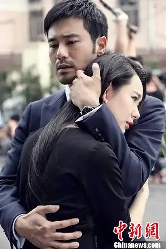 在观众的不舍声中,由实力派型男演员陈亦飞与戚薇,王晓晨联袂主演的