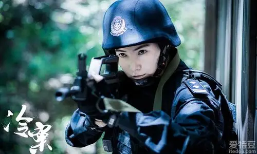 李媛《冷案》热血演绎睿智女警 开启缉凶模式