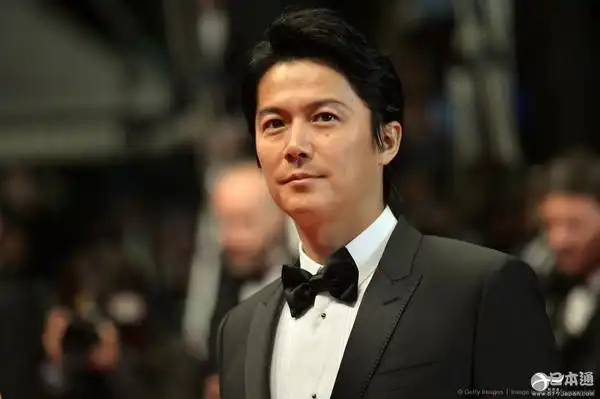 拥有魅力酒窝的日本男星top10