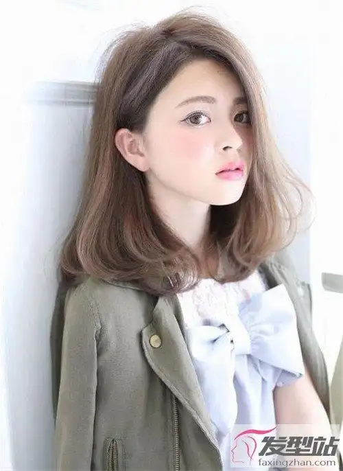 森女系内扣梨花头 大脸圆脸必选发型