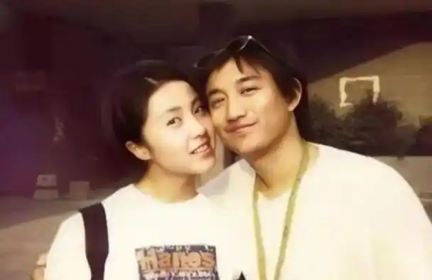 黄磊:娶学生孙莉,婚后生三子,女儿成他的骄傲,儿子让他苦恼