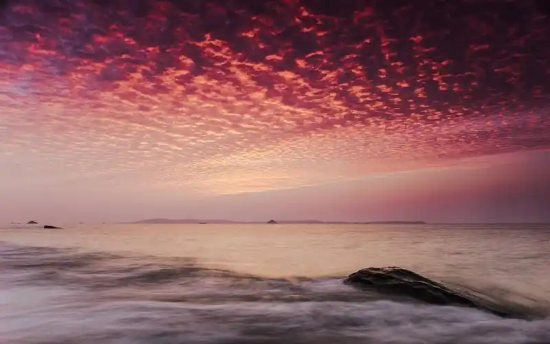 海边沙滩唯美夕阳风景高清电脑壁纸